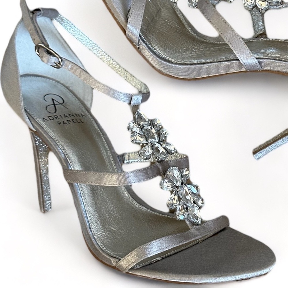 Adrianna Papell Women 8 Leather Lined Silver Rhinestone Front Formal High Heels